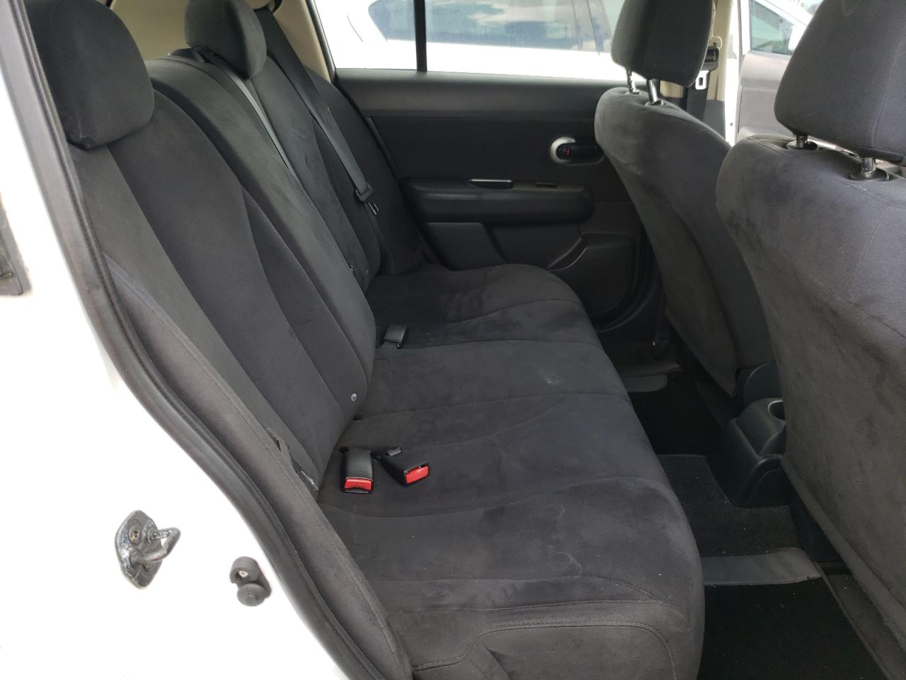 Photo 6 from auction – 2008 NISSAN VERSA S with VIN 3N1BC13E68L435295