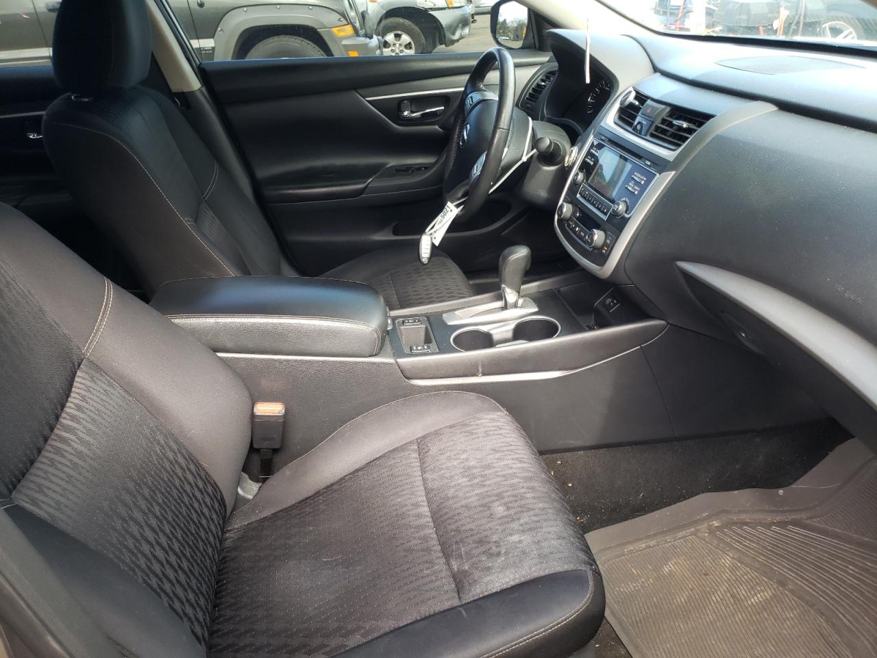 Photo 5 from auction – 2017 NISSAN ALTIMA 2.5 with VIN 1N4AL3AP7HC278743