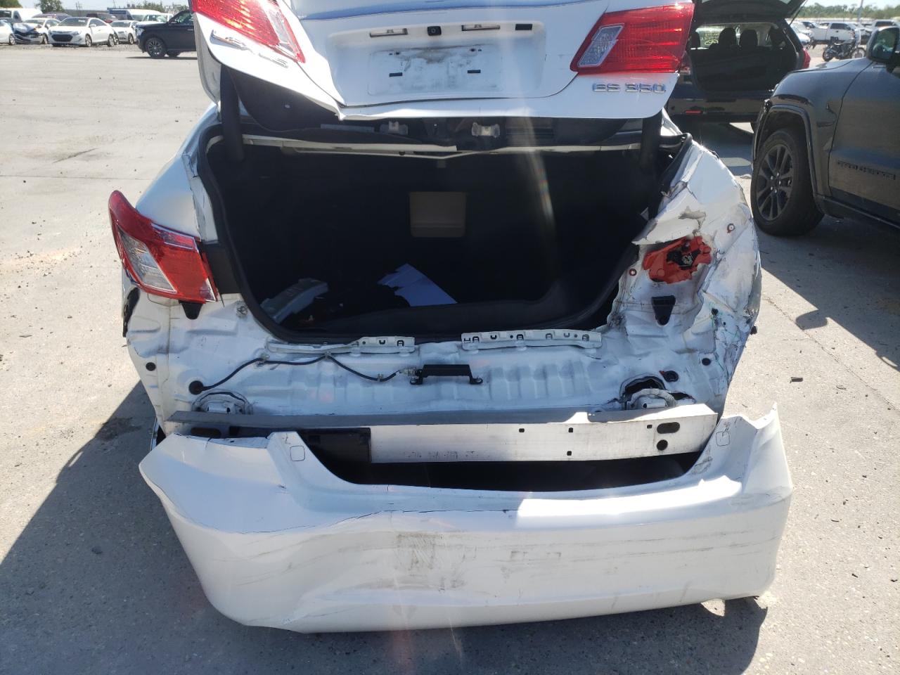 Photo 9 from auction – 2007 LEXUS ES 350 with VIN JTHBJ46G072069043