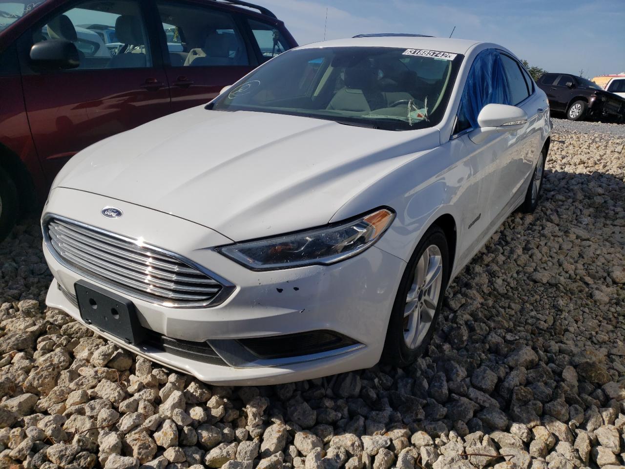 Photo 2 from auction – 2018 FORD FUSION SE with VIN 3FA6P0LU9JR281887
