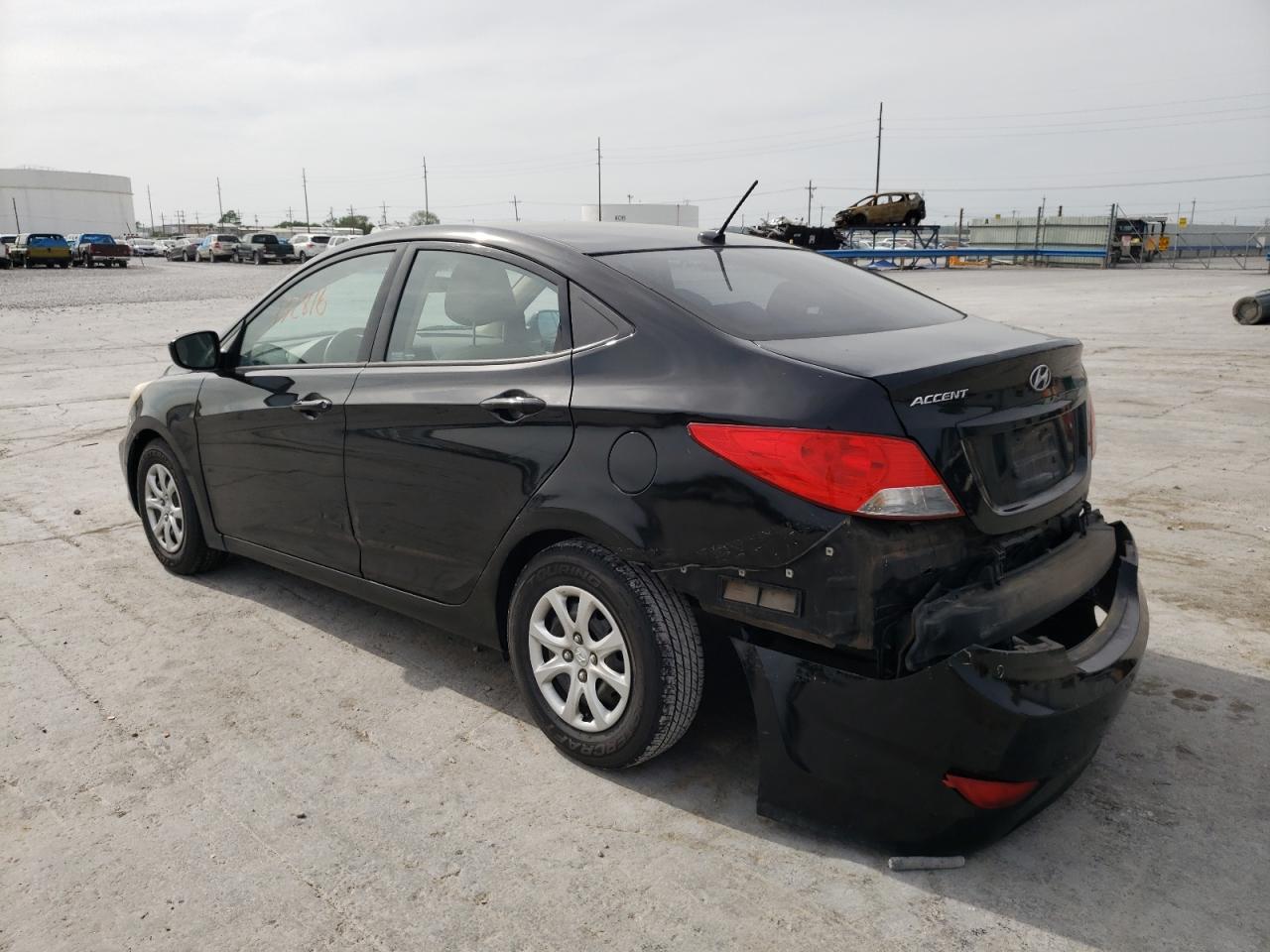 Photo 3 from auction – 2013 HYUNDAI ACCENT GLS with VIN KMHCT4AEXDU453428