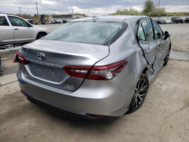 Photo 4 from auction – 2021 TOYOTA CAMRY XLE with VIN 4T1F31AK2MU548244