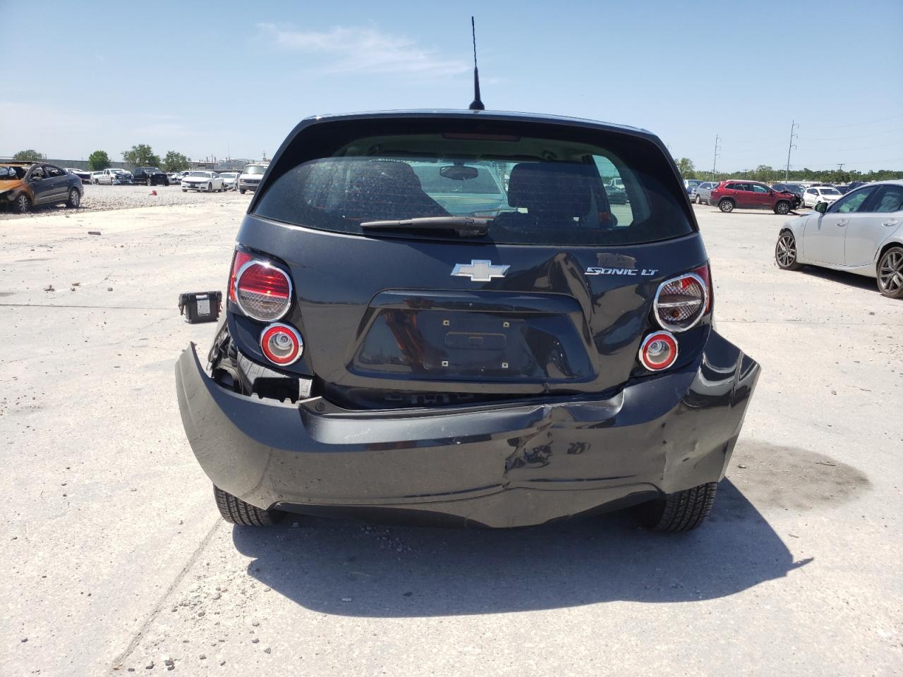 Photo 9 from auction – 2014 CHEVROLET SONIC LT with VIN 1G1JC6SH2E4228897