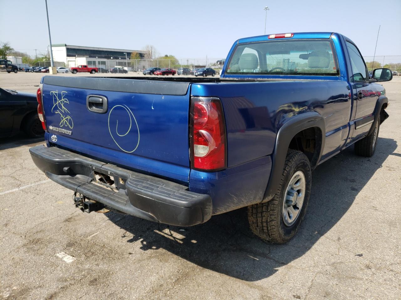 Photo 4 from auction – 2004 CHEVROLET SILVERADO with VIN 1GCEK14T84E215886