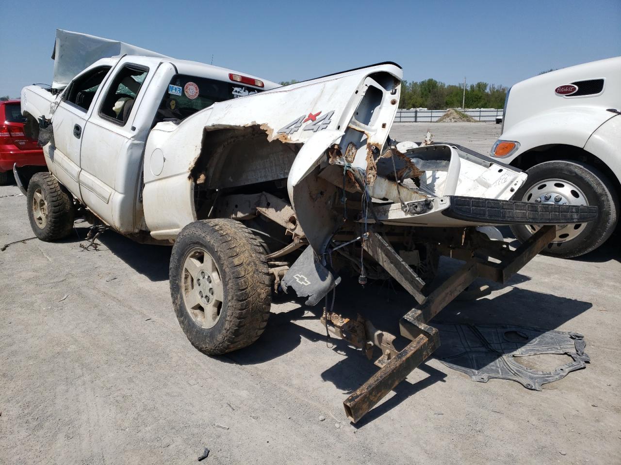 Photo 3 from auction – 2006 CHEVROLET SILVERADO with VIN 1GCEK19B66Z208480