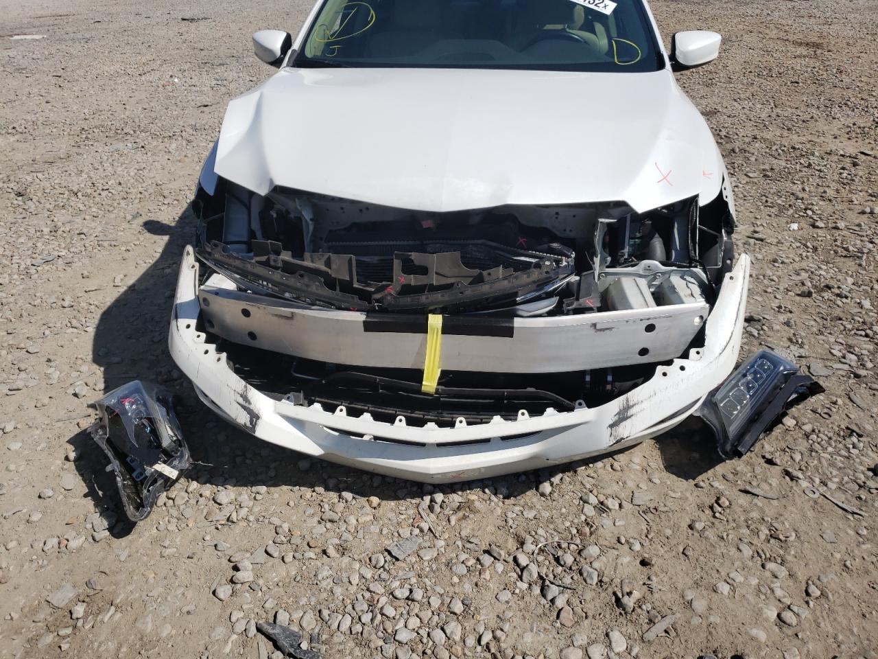 Photo 9 from auction – 2018 ACURA ILX BASE W with VIN 19UDE2F32JA006377