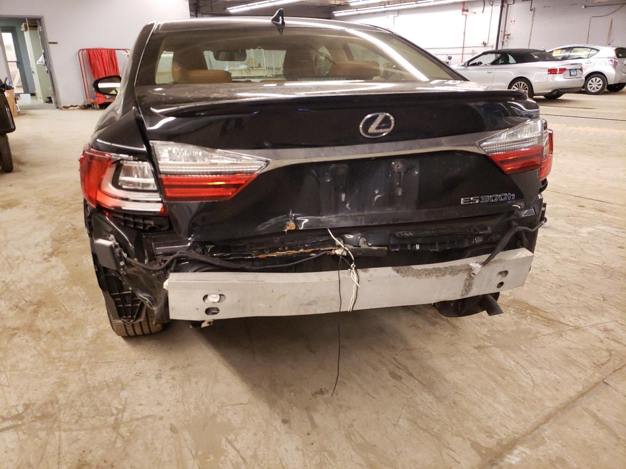 Photo 9 from auction – 2016 LEXUS ES 300H with VIN JTHBW1GG0G2102735