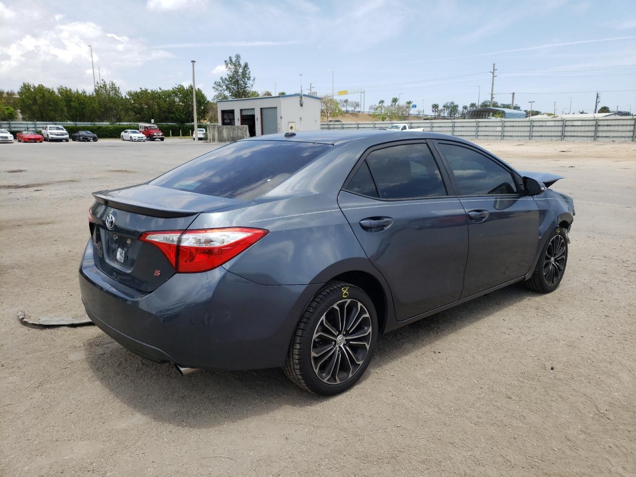 Photo 4 from auction – 2015 TOYOTA COROLLA L with VIN 5YFBURHEXFP343883