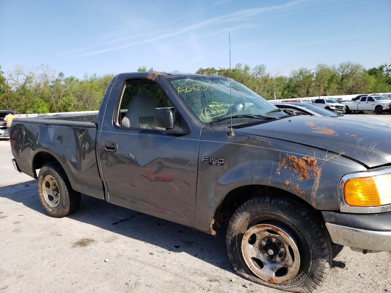 Photo 9 from auction – 2004 FORD F-150 HERI with VIN 2FTRF17274CA24653