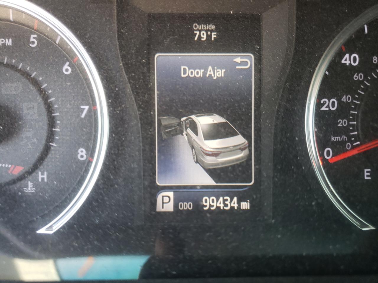 Photo 8 from auction – 2015 TOYOTA CAMRY LE with VIN 4T1BF1FK0FU081942