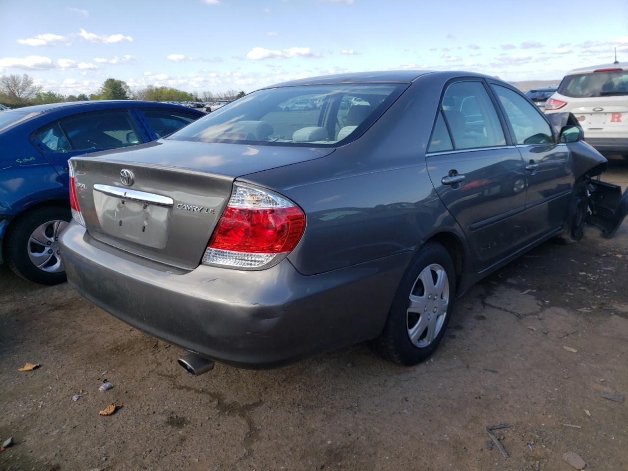 Photo 4 from auction – 2005 TOYOTA CAMRY LE with VIN 4T1BE30K85U544416