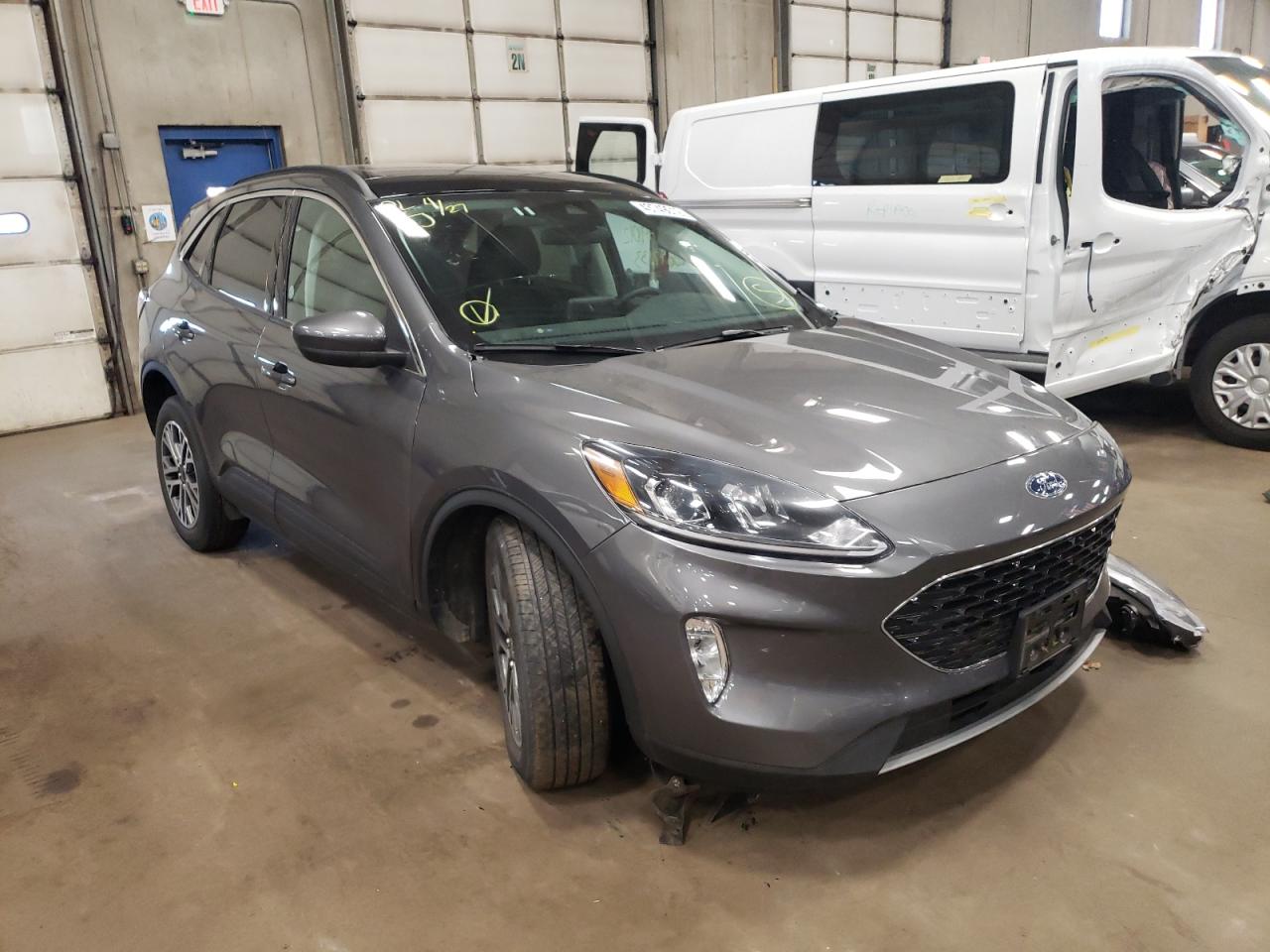 Photo 1 from auction – 2021 FORD ESCAPE SEL with VIN 1FMCU9H65MUA61501