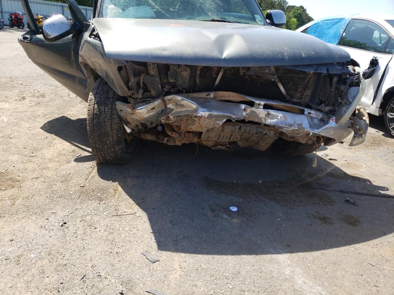 Photo 9 from auction – 2002 CHEVROLET SILVERADO with VIN 2GCEC19V921343043