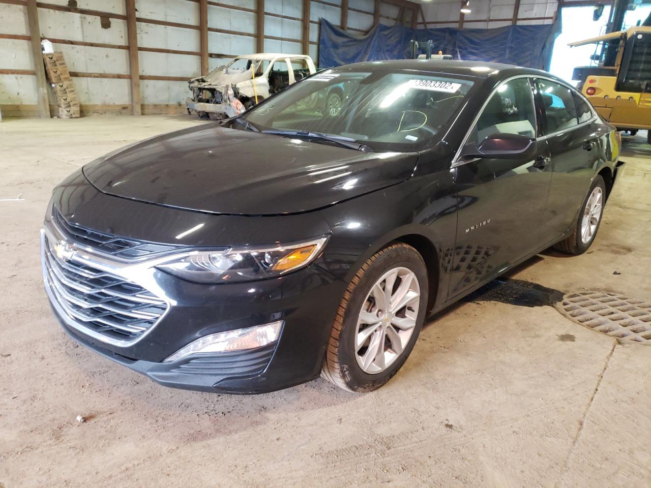 Photo 2 from auction – 2021 CHEVROLET MALIBU LT with VIN 1G1ZD5ST0MF061036