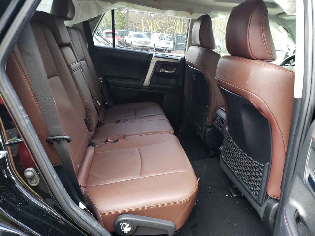Photo 6 from auction – 2018 TOYOTA 4RUNNER SR with VIN JTEBU5JR3J5548002