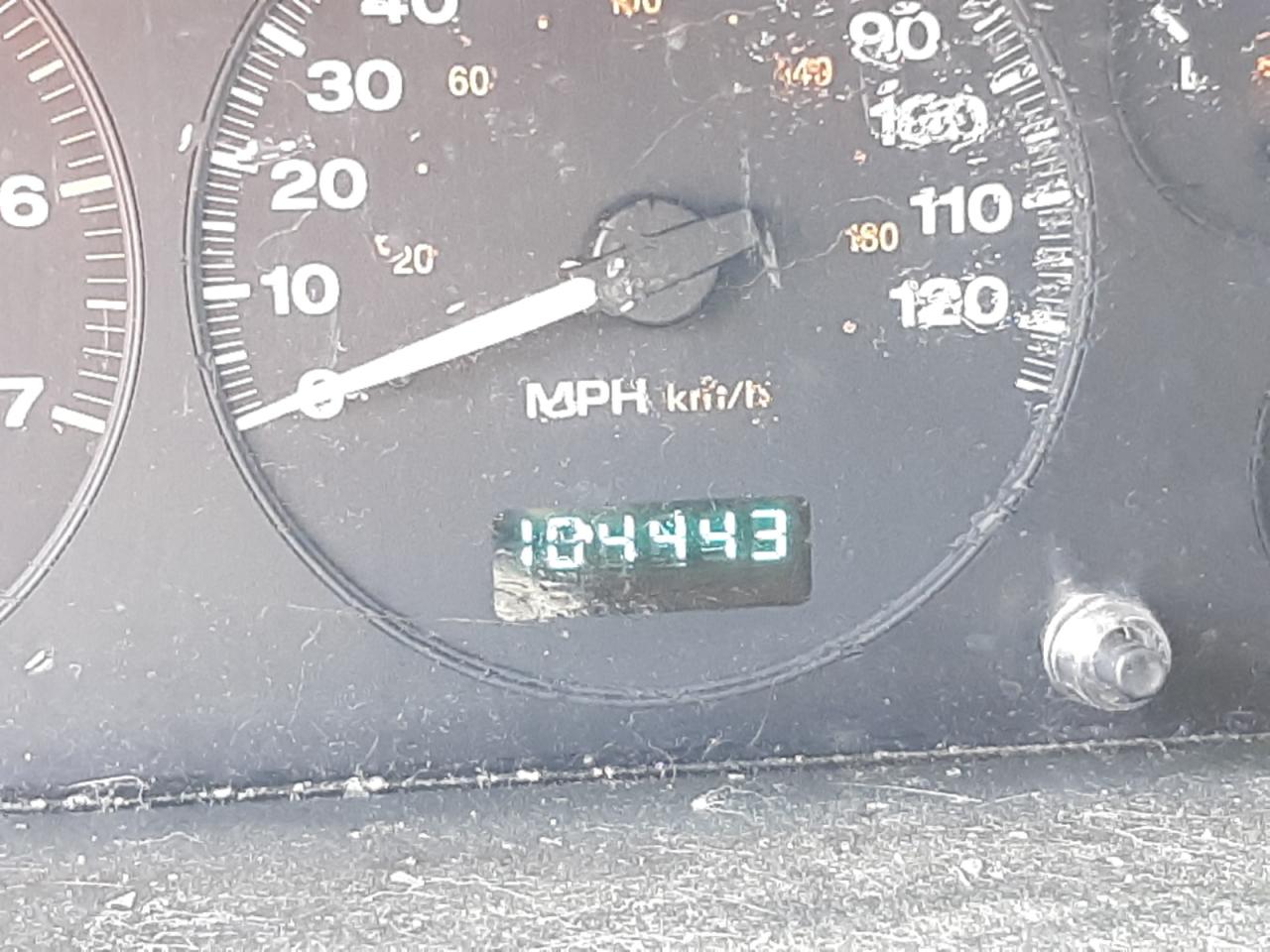 Photo 8 from auction – 2004 JEEP GRAND CHER with VIN 1J4GW48S14C363285