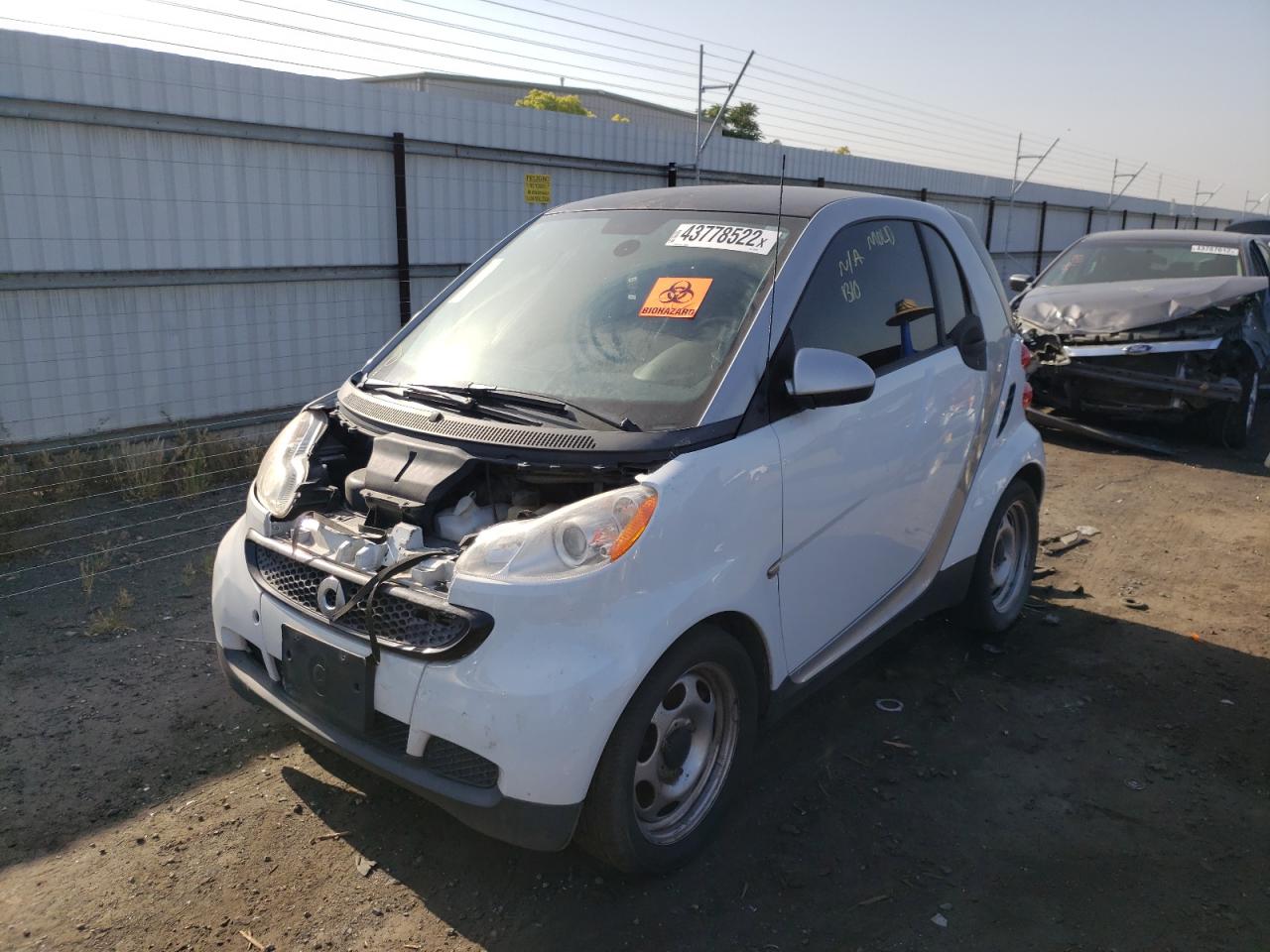 Photo 2 from auction – 2012 SMART FORTWO PUR with VIN WMEEJ3BA9CK563889