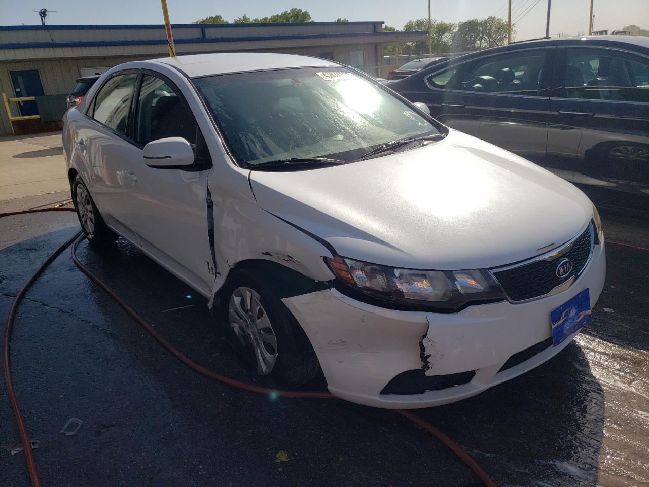 KIA FORTE EX 2012 con VIN KNAFU4A28C5606107 - Foto de la subasta