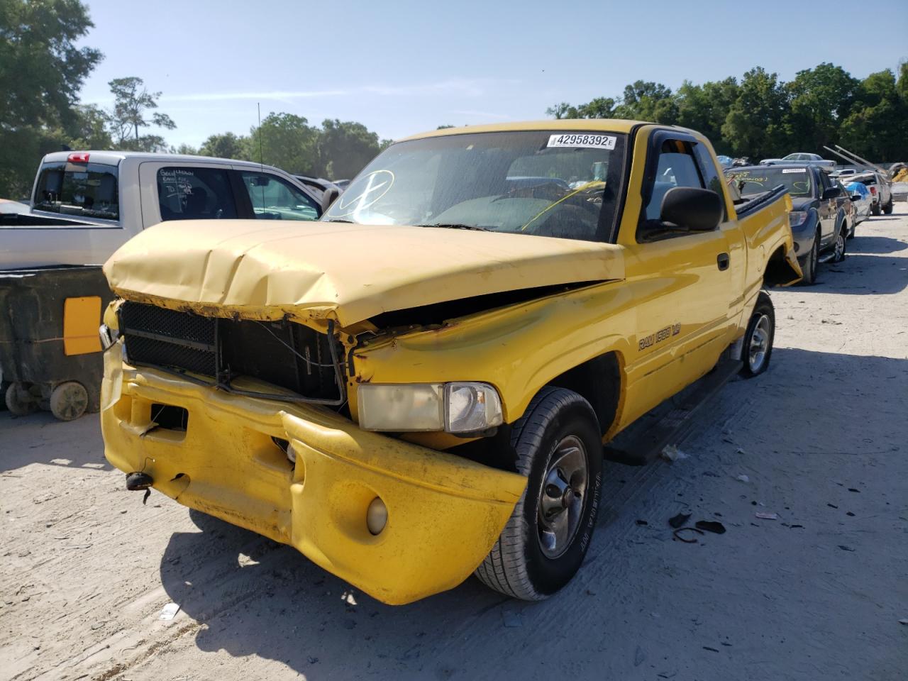 Photo 2 from auction – 1999 RAM ram 1500 with VIN 1B7HC13Z6XJ606465