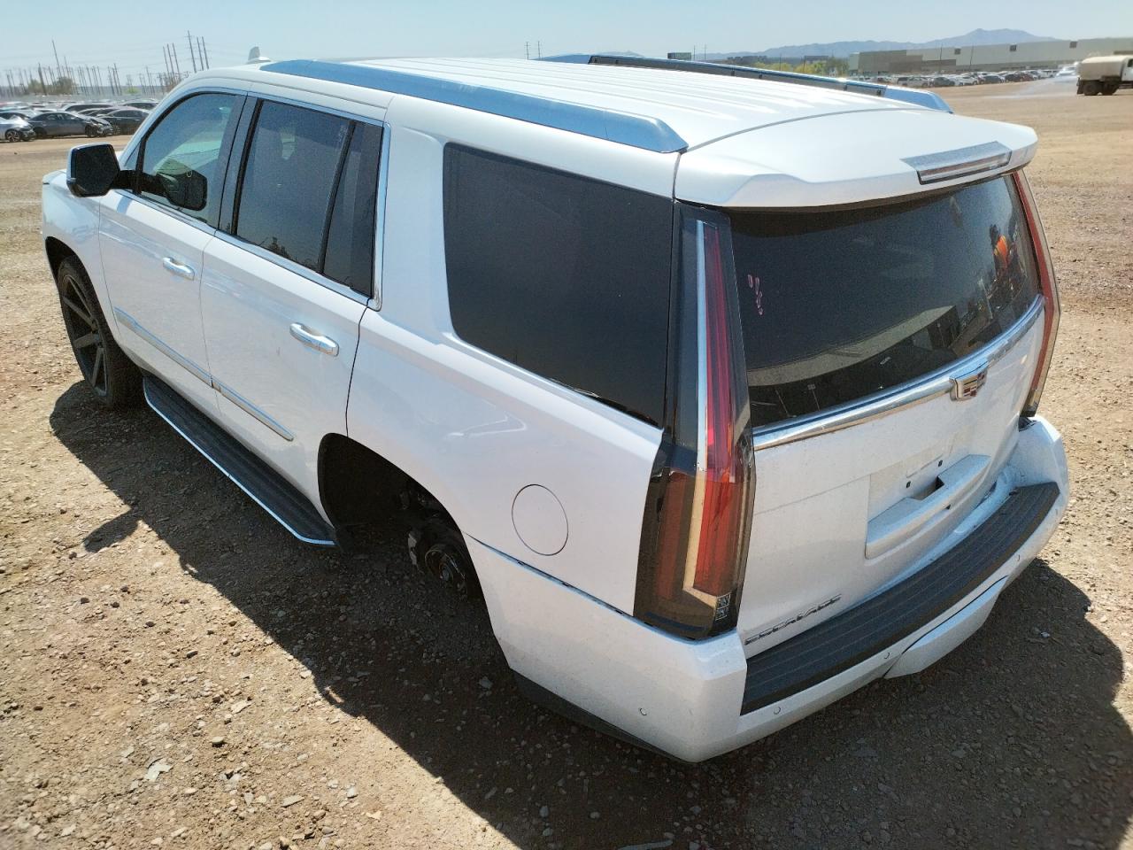 Photo 3 from auction – 2019 CADILLAC ESCALADE P with VIN 1GYS4CKJ5KR369868