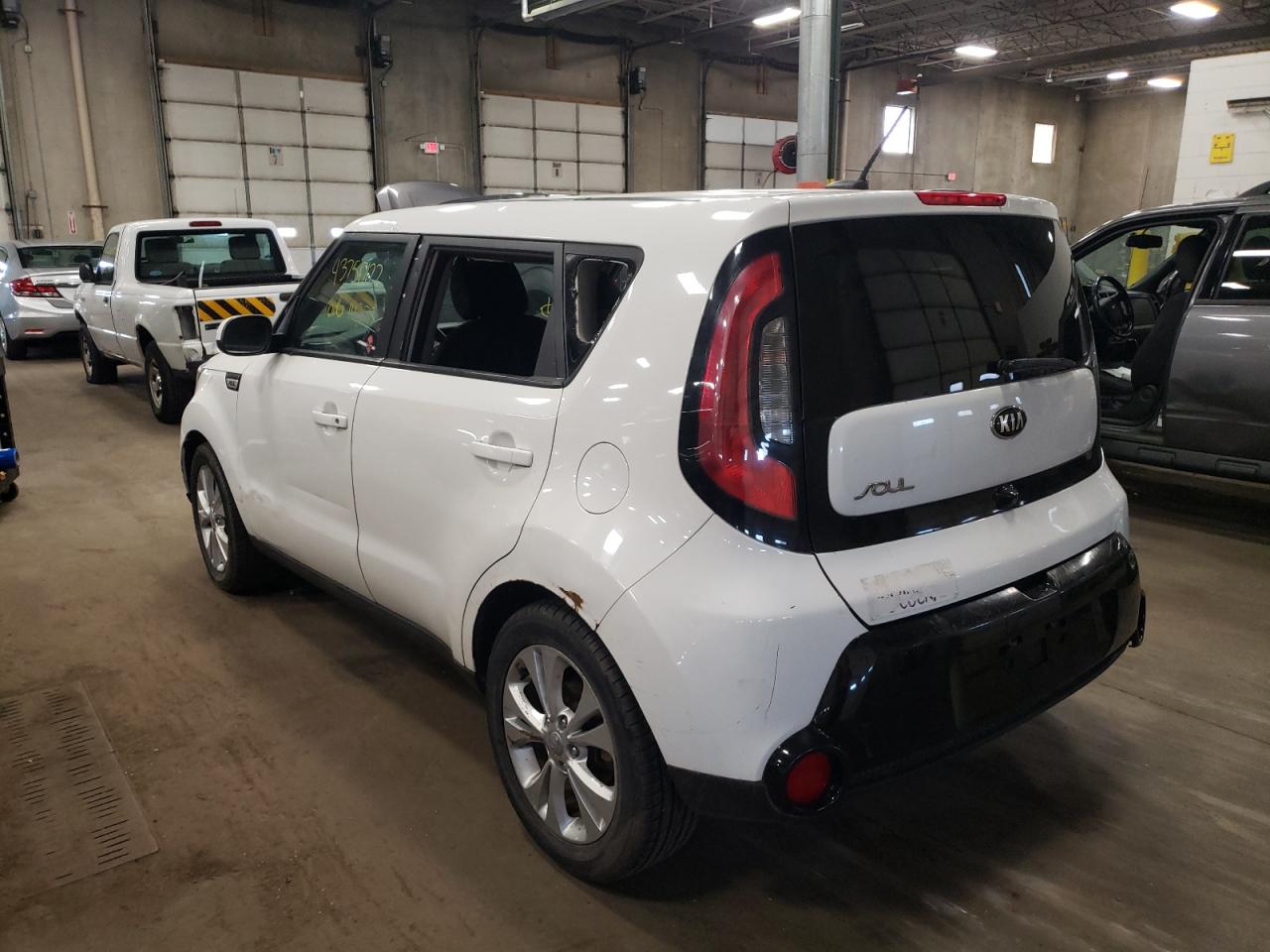 Photo 3 from auction – 2016 KIA SOUL + with VIN KNDJP3A5XG7302778