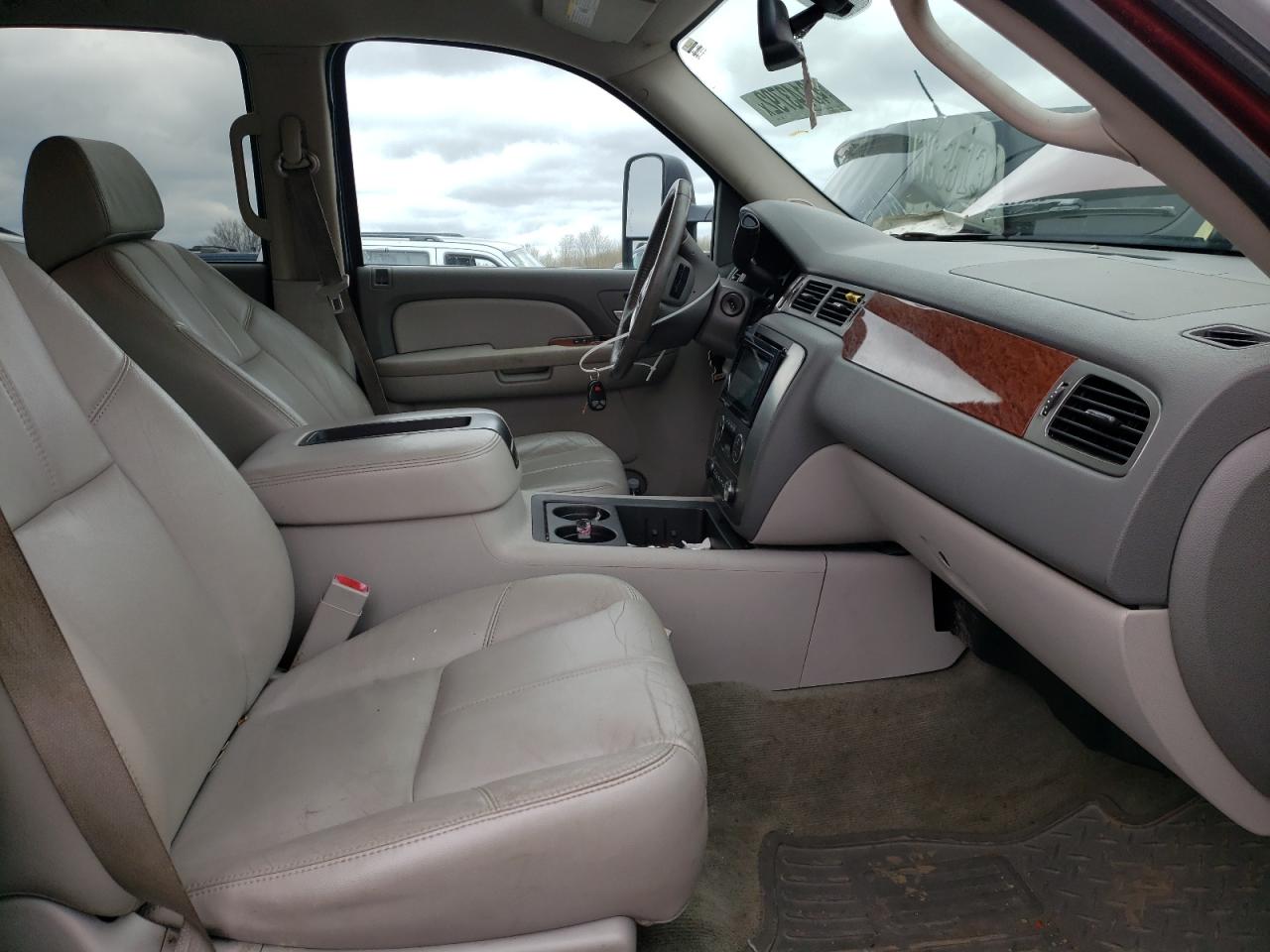 Photo 5 from auction – 2007 GMC NEW SIERRA with VIN 3GTEK13M97G517260