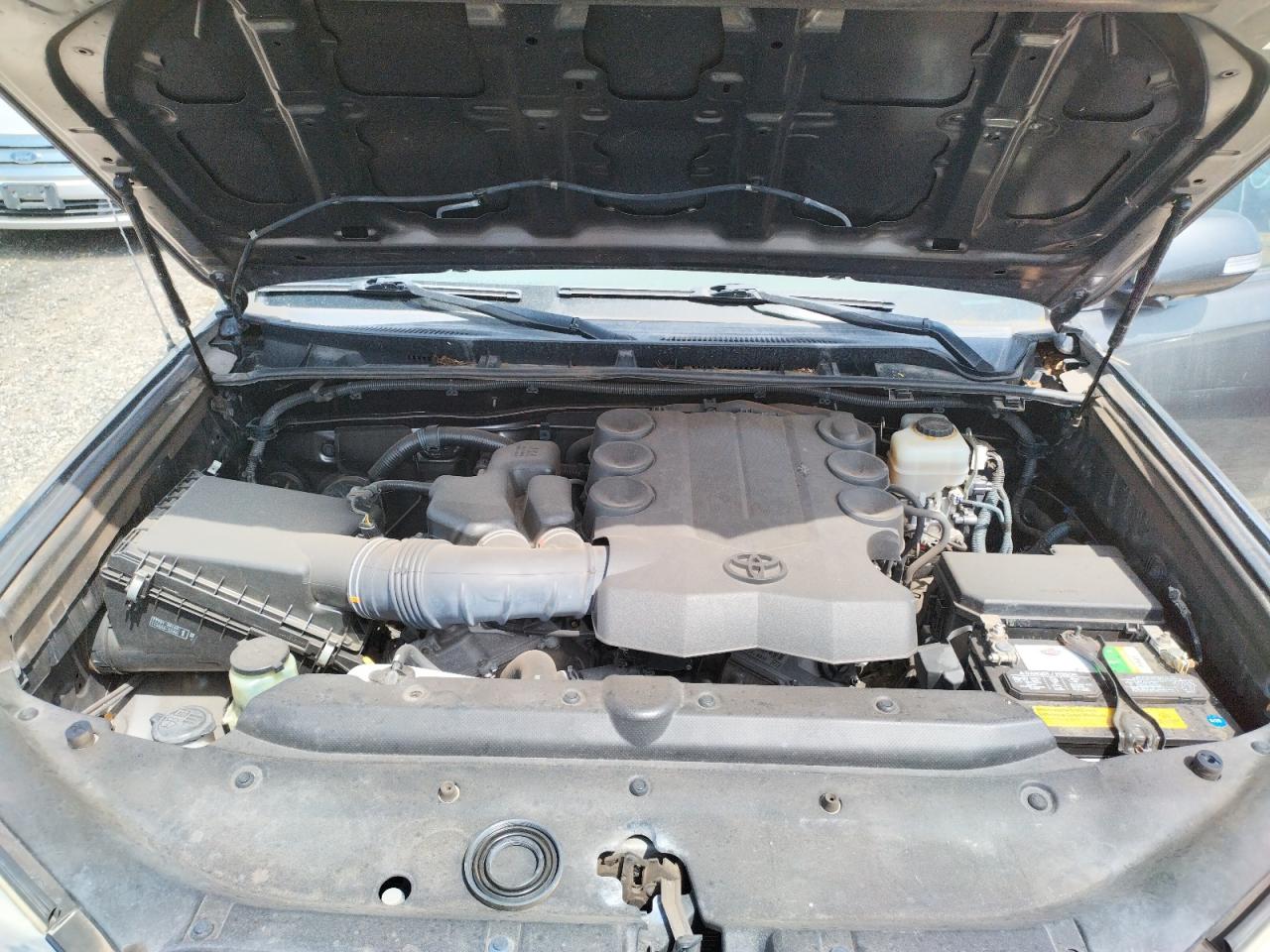 Photo 7 from auction – 2011 TOYOTA 4RUNNER SR with VIN JTEZU5JR9B5033151