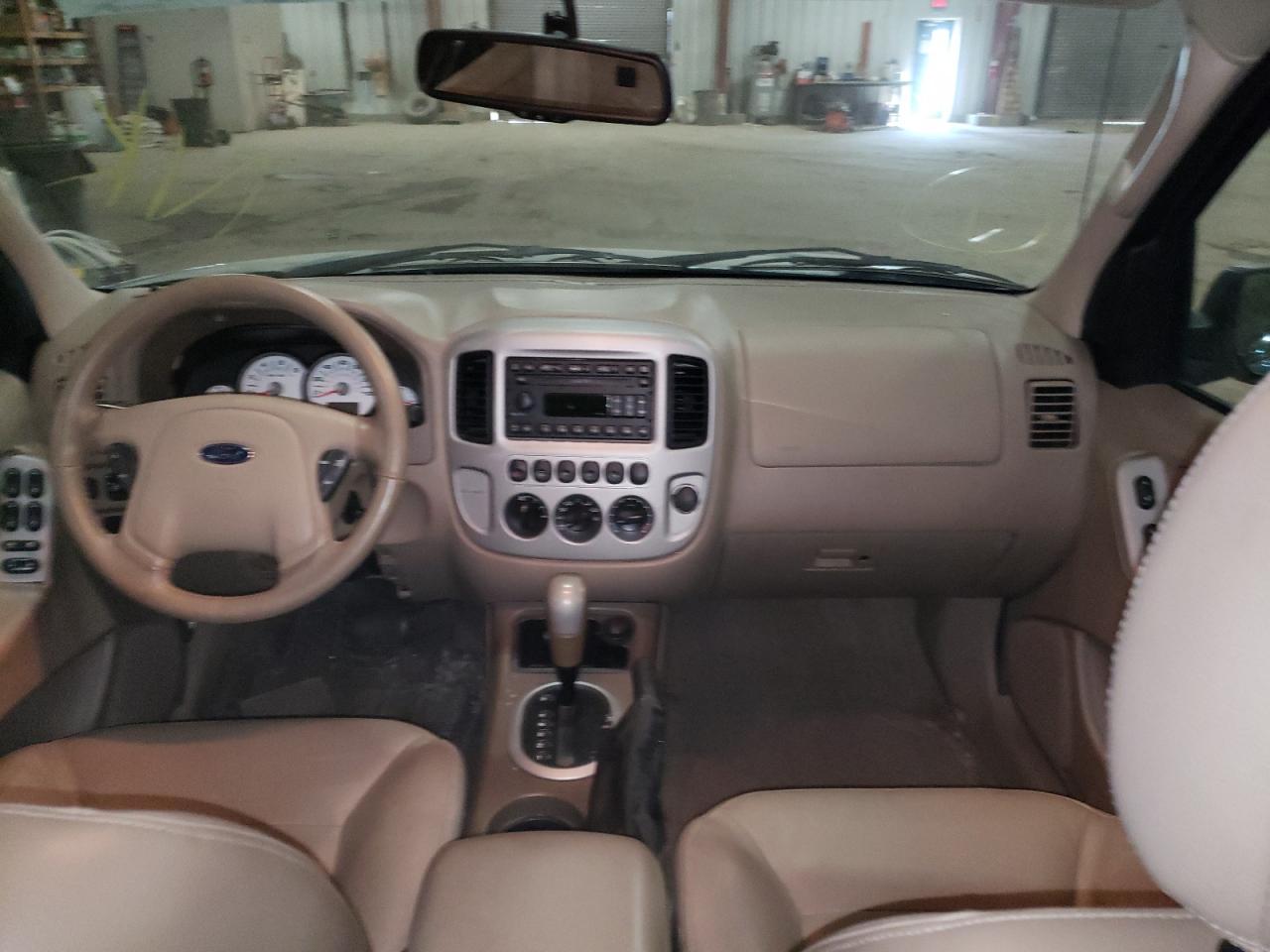 Photo 9 from auction – 2006 FORD ESCAPE LIM with VIN 1FMCU94176KA17329