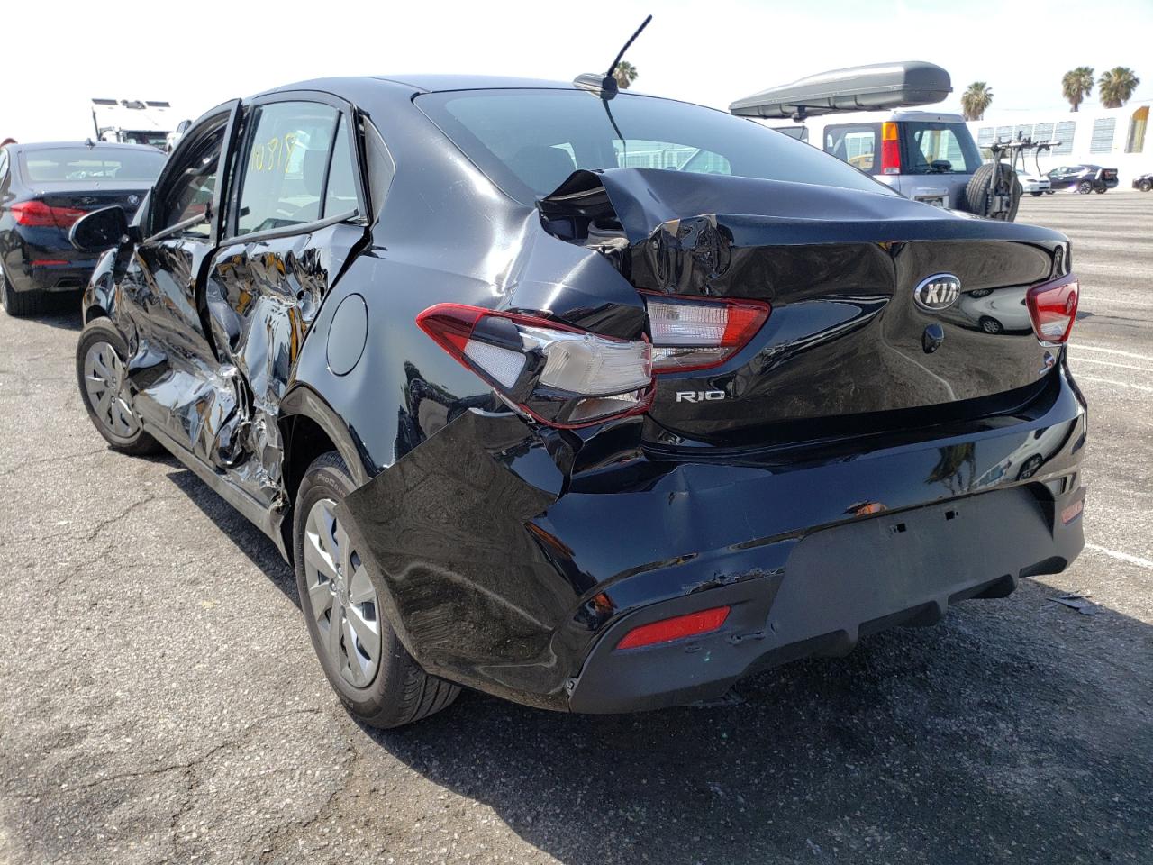 Photo 3 from auction – 2019 KIA RIO S with VIN 3KPA24AB3KE228347