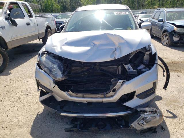 Photo 9 from auction – 2017 NISSAN ROGUE S with VIN KNMAT2MT0HP537871