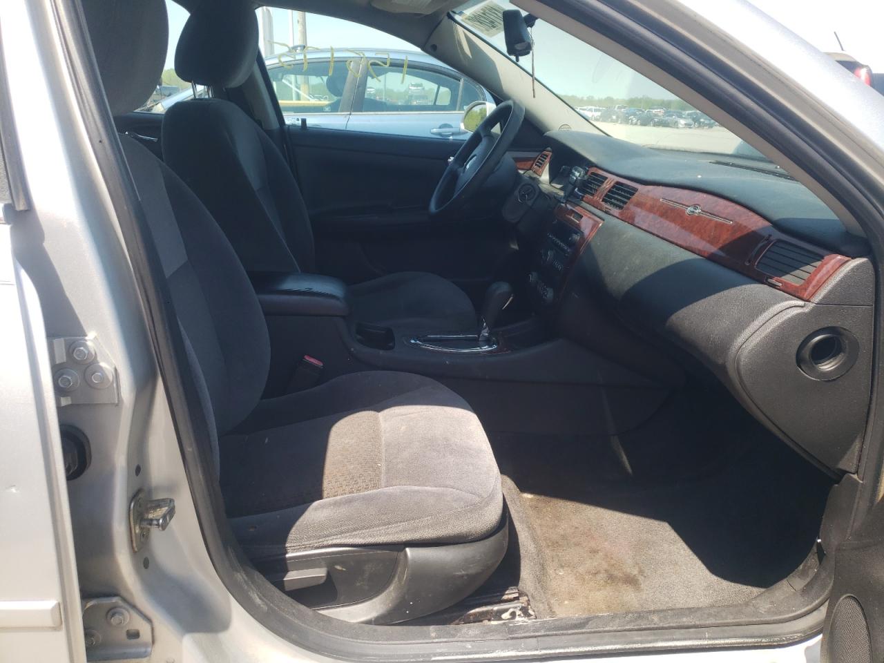 Photo 5 from auction – 2009 CHEVROLET IMPALA 1LT with VIN 2G1WT57K091148049