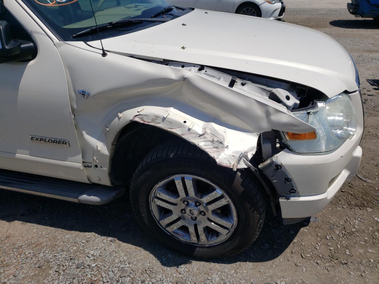 Photo 9 from auction – 2007 FORD EXPLORER L with VIN 1FMEU75837UA61360