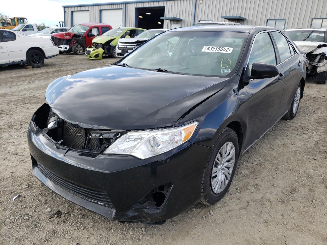Photo 2 from auction – 2014 TOYOTA CAMRY L with VIN 4T4BF1FK7ER443589