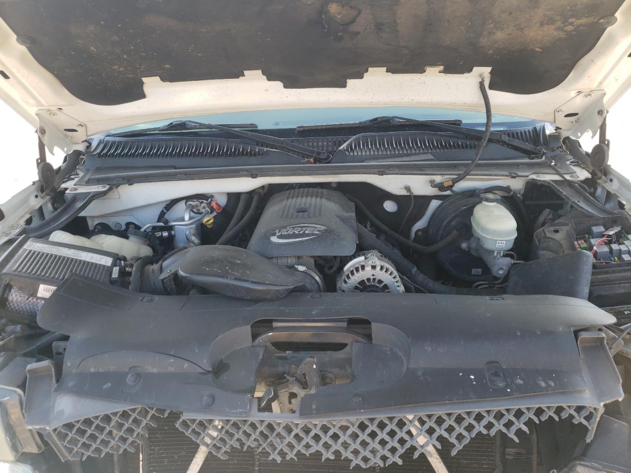 Photo 7 from auction – 2005 CHEVROLET SILVERADO with VIN 2GCEC13T551193573