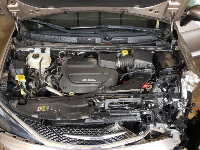 Photo 7 from auction – 2017 CHRYSLER PACIFICA L with VIN 2C4RC1CG4HR840314