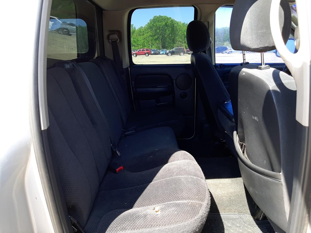 Photo 6 from auction – 2002 DODGE RAM 1500 with VIN 1D7HA18N22S647695