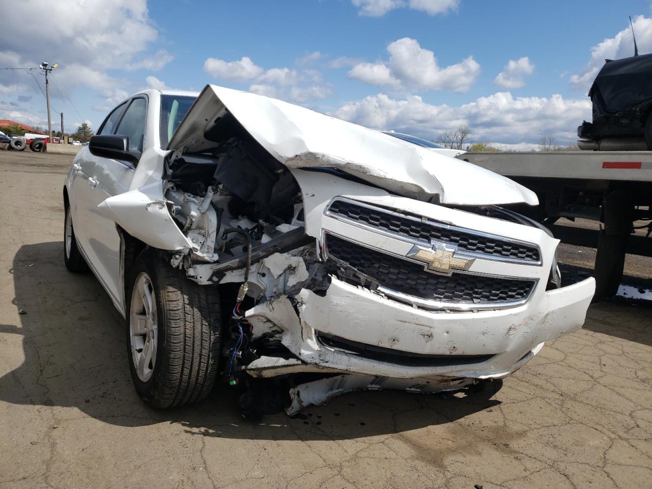 Photo 9 from auction – 2013 CHEVROLET MALIBU LS with VIN 1G11B5SA4DF221243