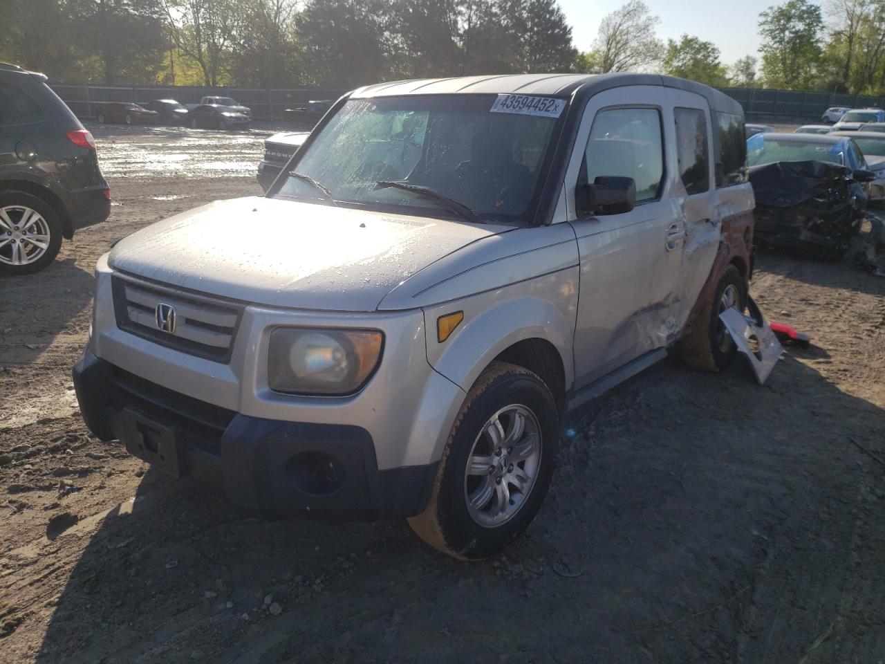 Photo 2 from auction – 2007 HONDA ELEMENT EX with VIN 5J6YH287X7L014922