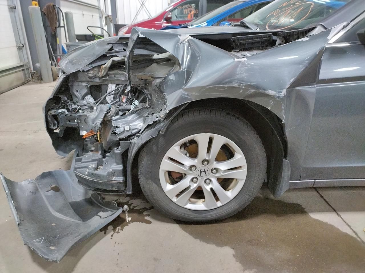 Photo 9 from auction – 2008 HONDA ACCORD LXP with VIN JHMCP26418C079928