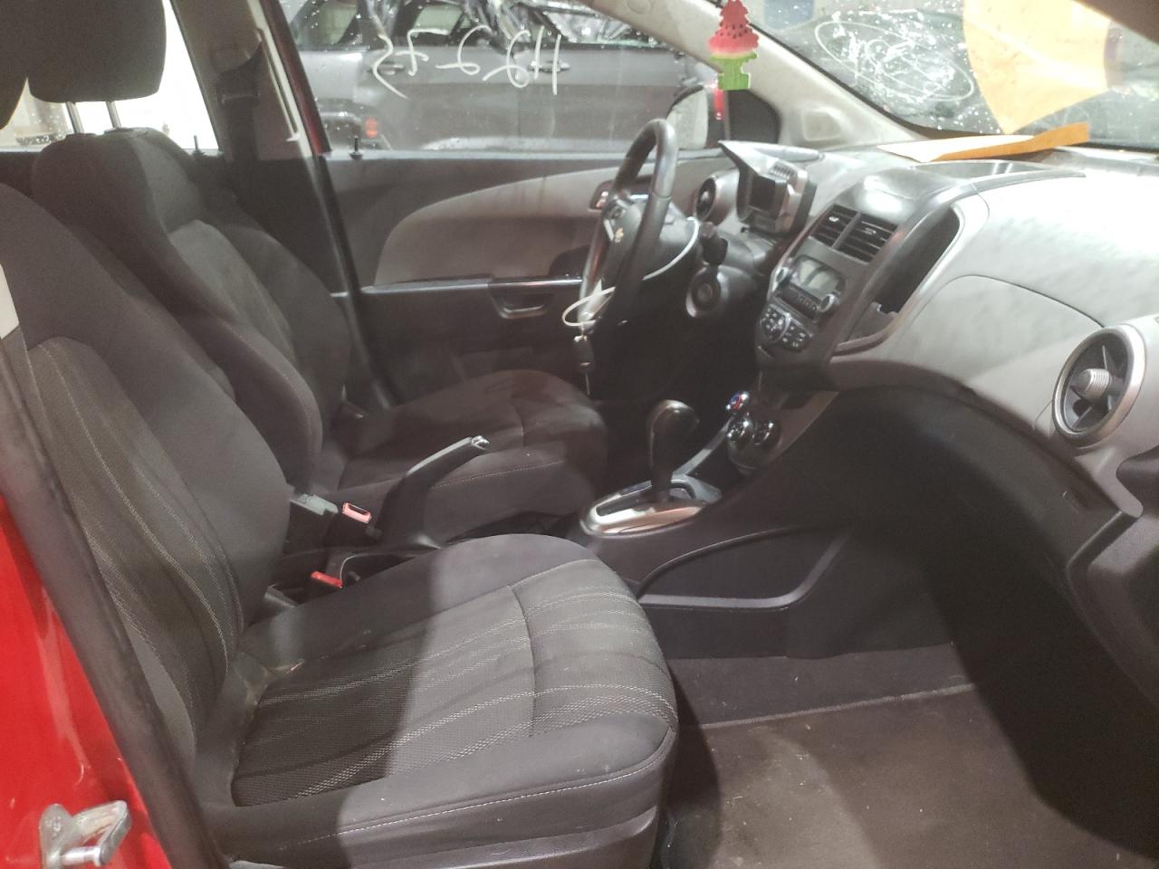 Photo 5 from auction – 2013 CHEVROLET SONIC LT with VIN 1G1JC6EH2D4216081