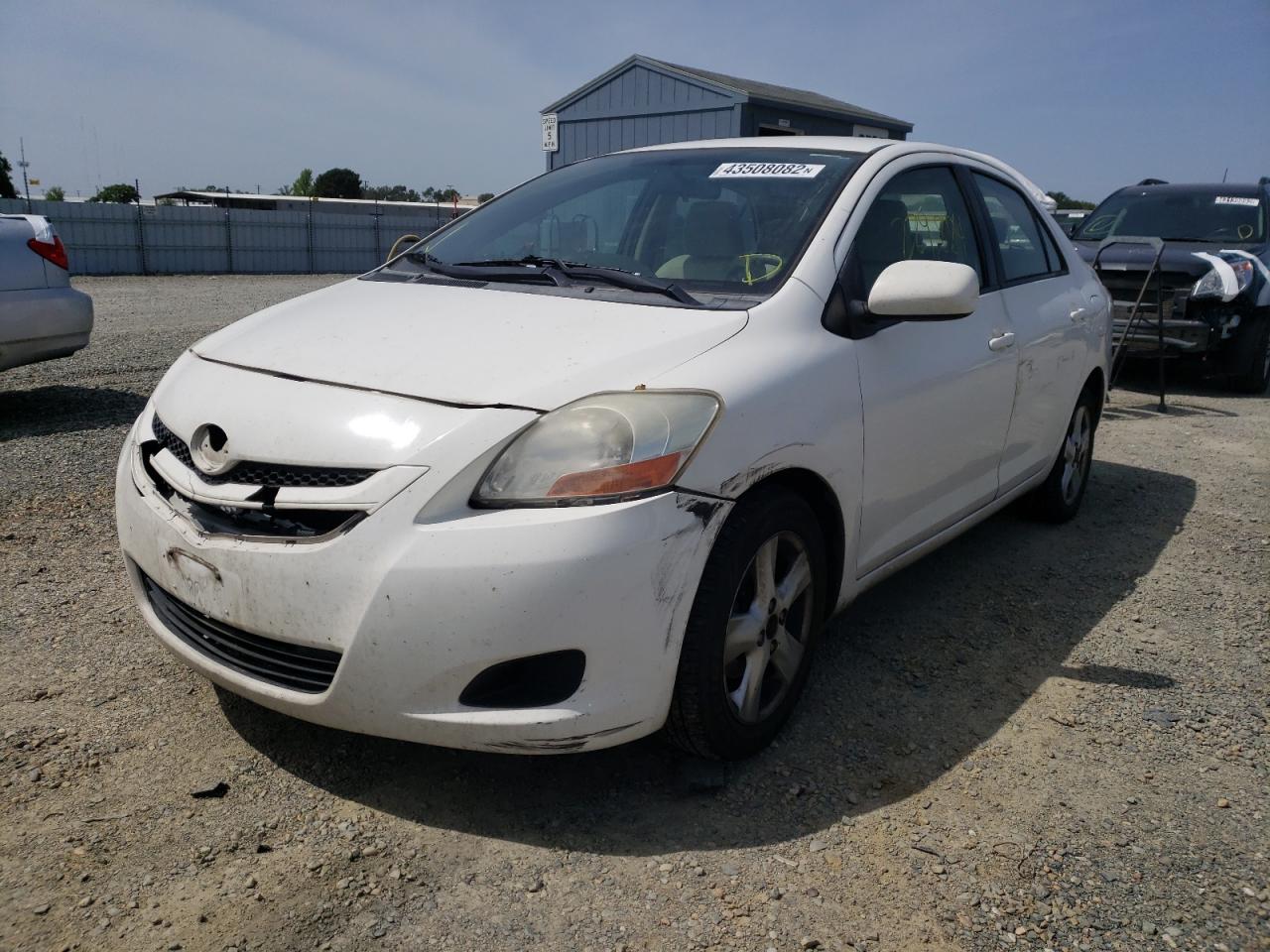 Photo 2 from auction – 2007 TOYOTA YARIS with VIN JTDBT923071171301