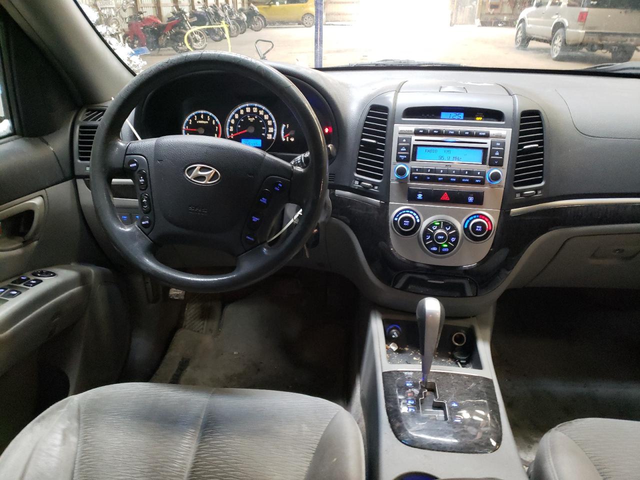 Photo 9 from auction – 2007 HYUNDAI SANTA FE G with VIN 5NMSG73E07H012728