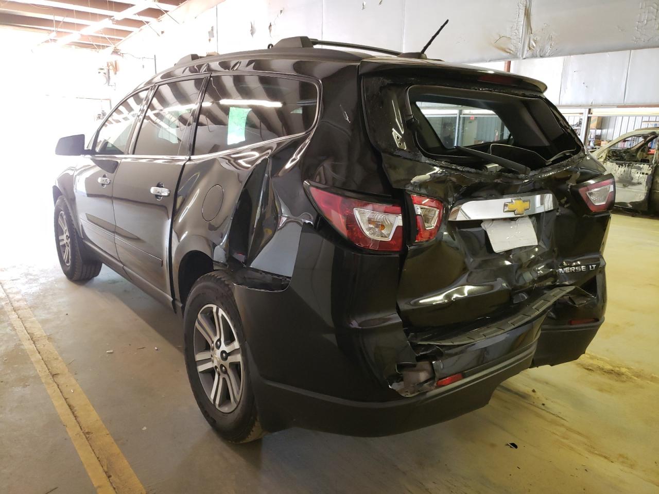 Photo 9 from auction – 2016 CHEVROLET TRAVERSE L with VIN 1GNKRHKD2GJ126966