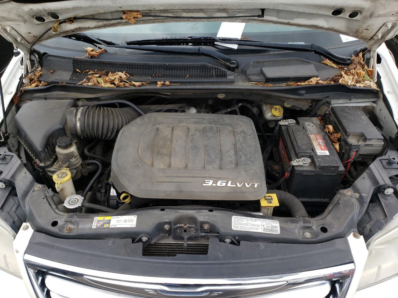 Photo 7 from auction – 2013 CHRYSLER TOWN & COU with VIN 2C4RC1BGXDR554642