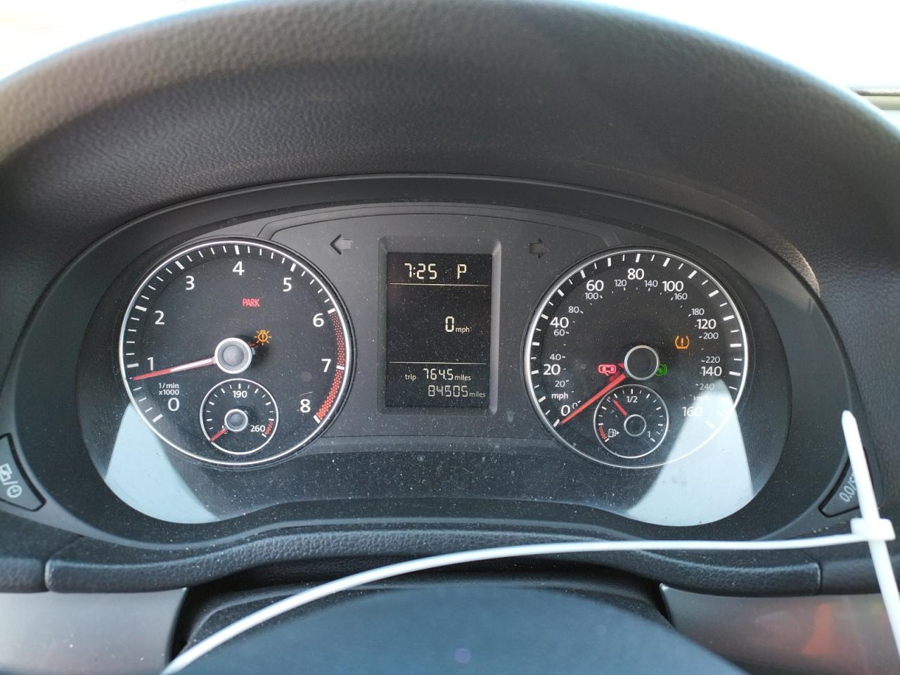 Photo 8 from auction – 2014 VOLKSWAGEN PASSAT S with VIN 1VWAP7A39EC020736