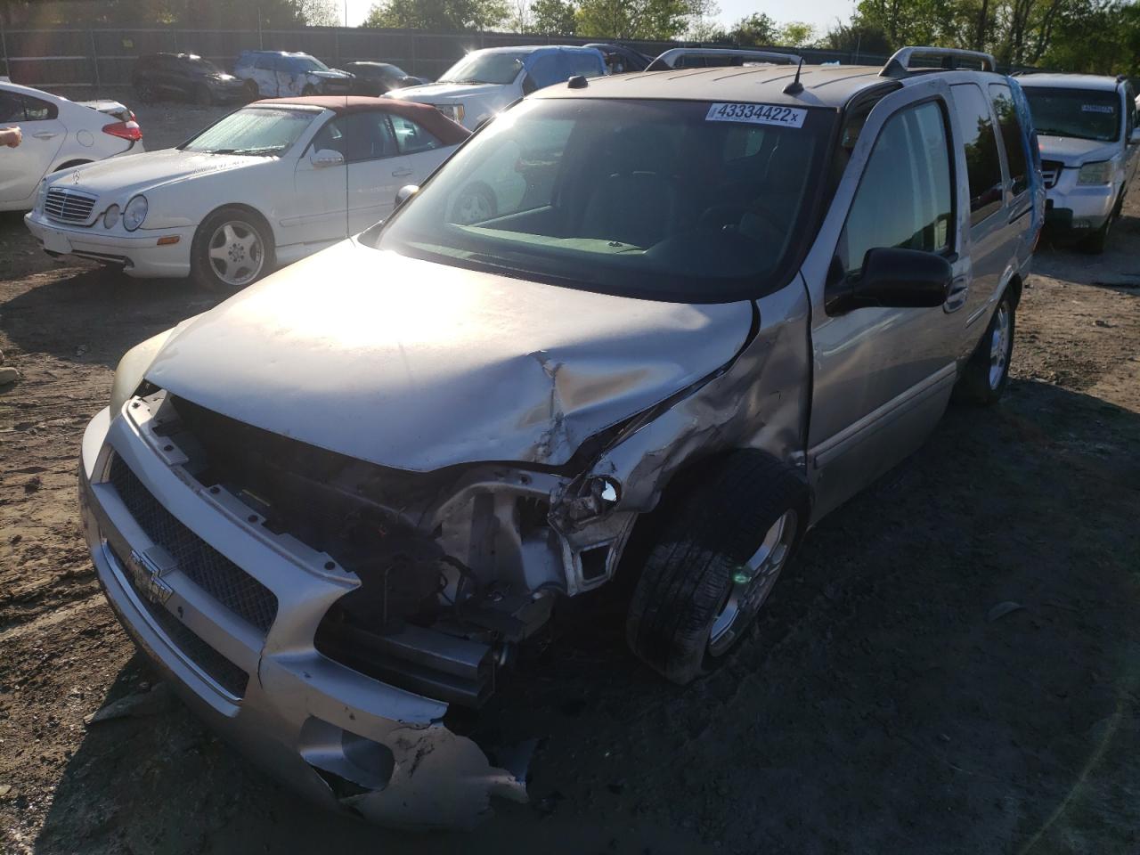 Photo 2 from auction – 2006 CHEVROLET UPLANDER L with VIN 1GNDV33166D229901