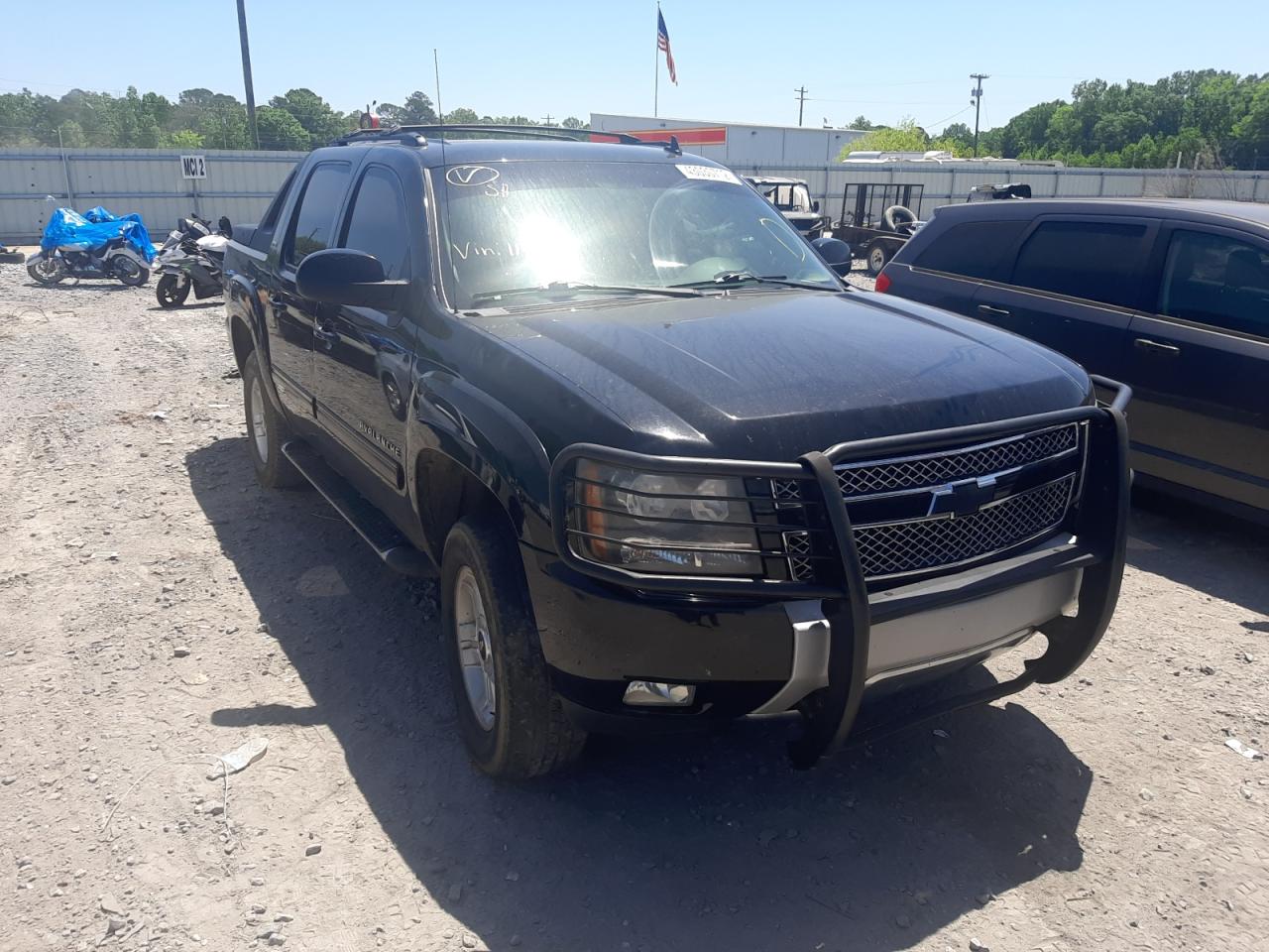 CHEVROLET AVALANCHE 2010 with VIN 3GNNCFE01AG110861 - Photo from auction