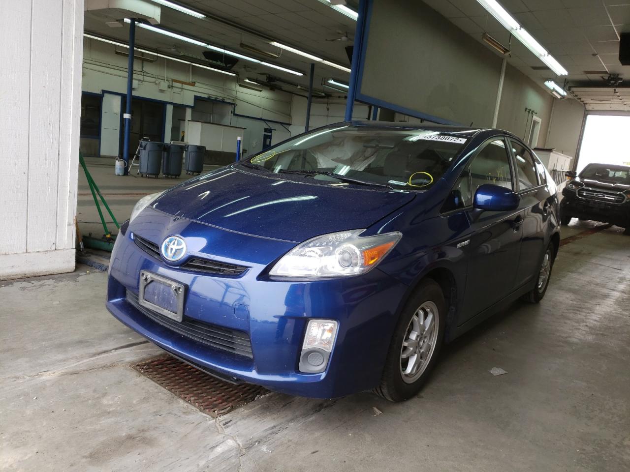 Photo 2 from auction – 2010 TOYOTA PRIUS with VIN JTDKN3DU2A0005114