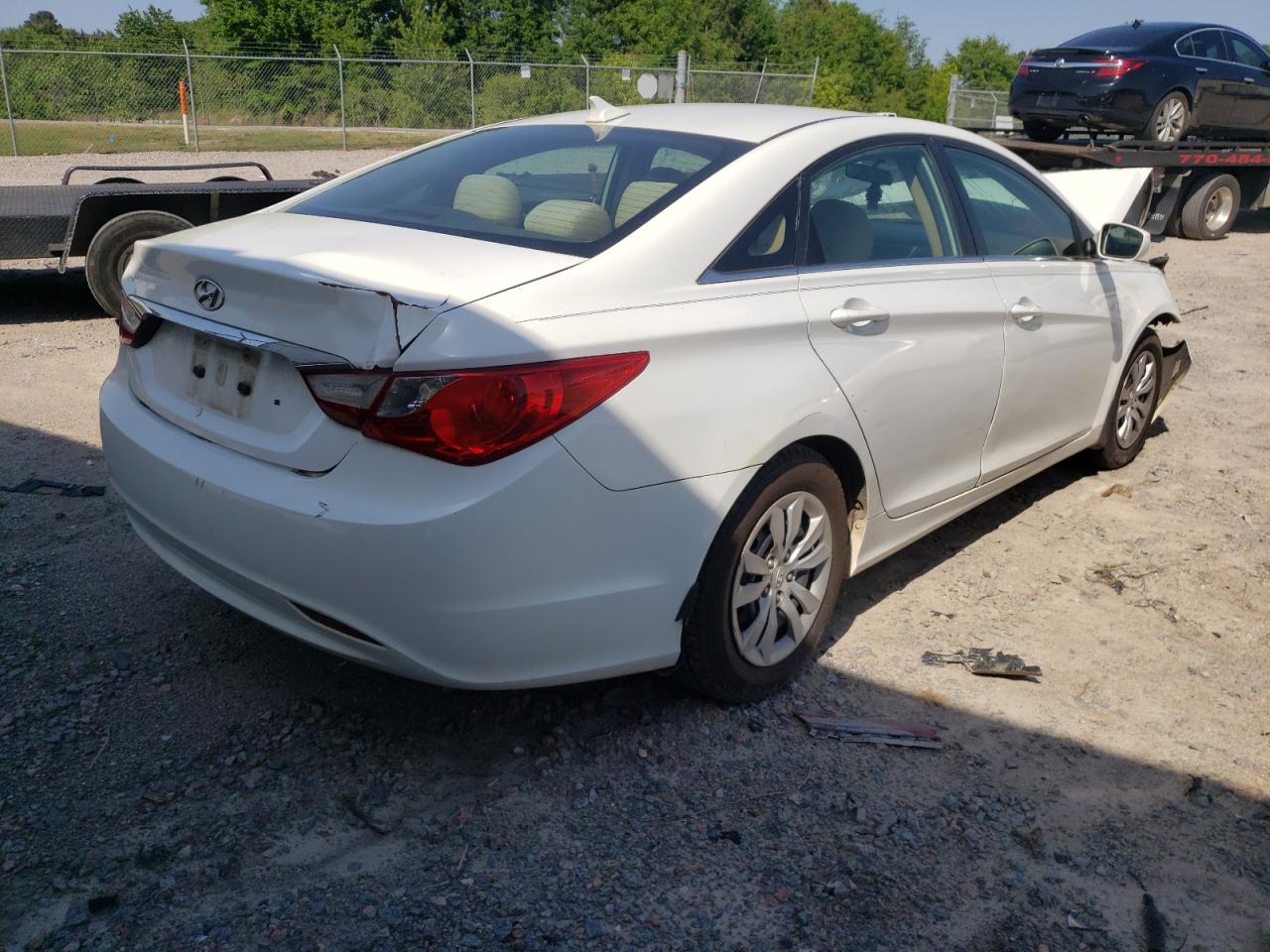 Photo 4 from auction – 2011 HYUNDAI SONATA GLS with VIN 5NPEB4AC6BH155870