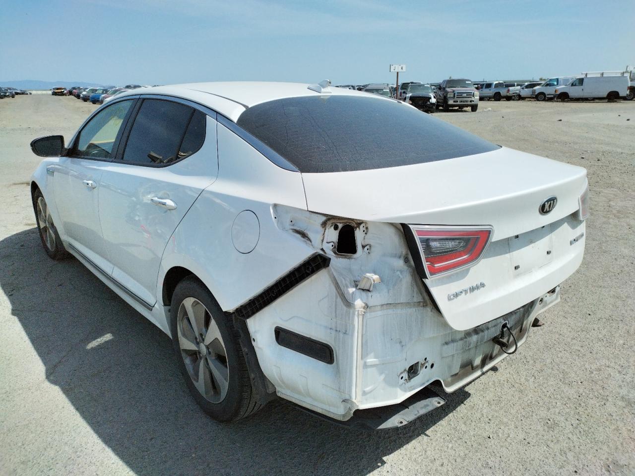 Photo 3 from auction – 2014 KIA OPTIMA HYB with VIN KNAGN4AD7E5064794